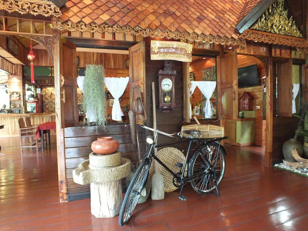 Baan Vanida Garden Resort Карон Номер фото